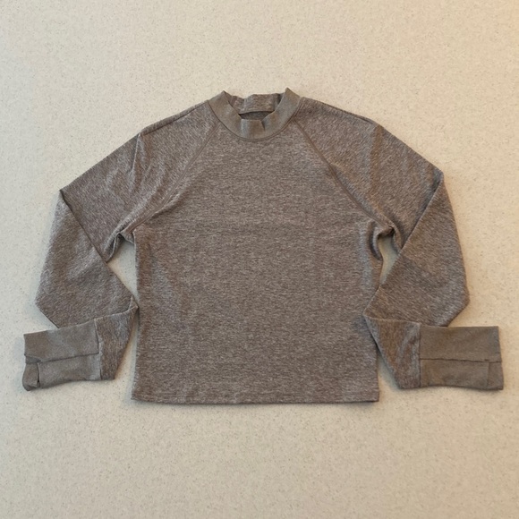 Athleta Brown Long Sleeve Shirt Activewear Women Size Medium - Picture 2 of 11